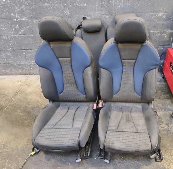 INTERIEUR AUDI - Vue 1